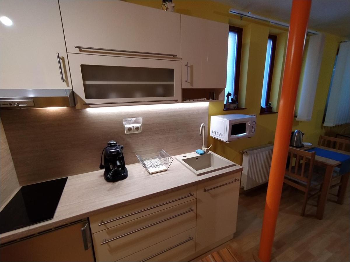 Keltaur Studio Apartman With Garage Apartment Печ Екстериор снимка