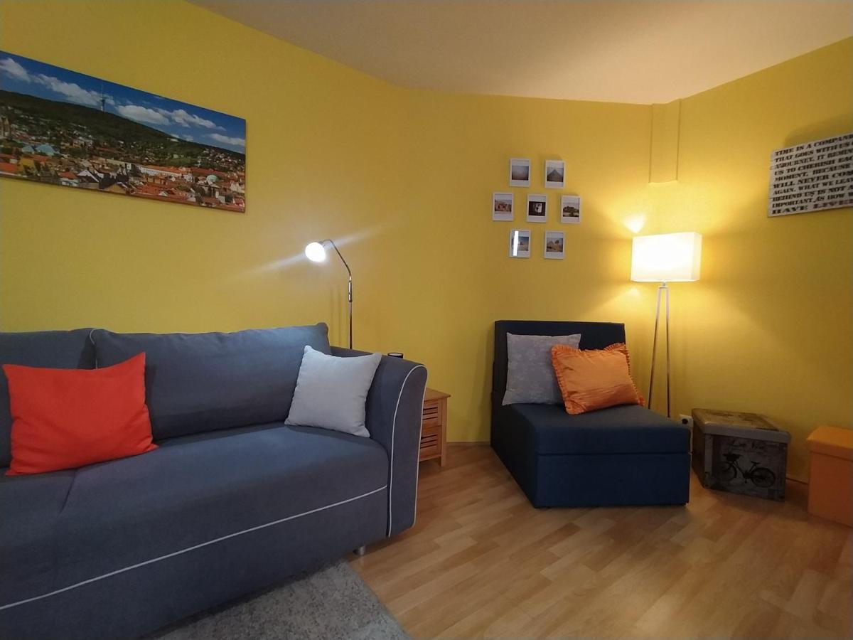 Keltaur Studio Apartman With Garage Apartment Печ Екстериор снимка