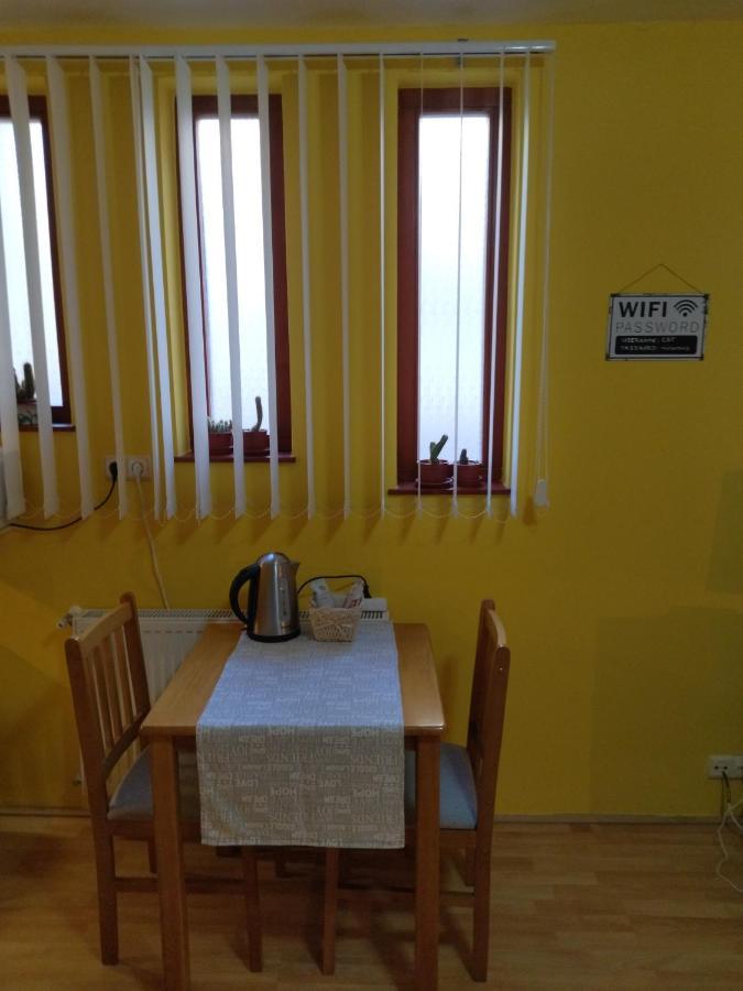 Keltaur Studio Apartman With Garage Apartment Печ Екстериор снимка